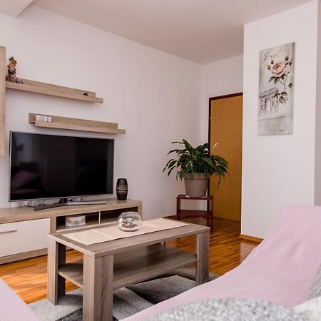 Zeljko Apartmani Lopar Exterior foto
