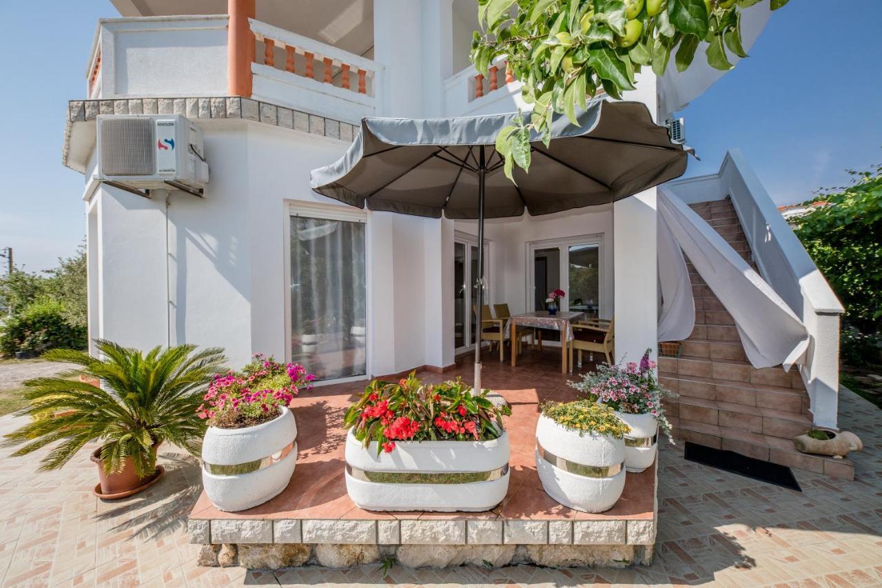 Zeljko Apartmani Lopar Exterior foto