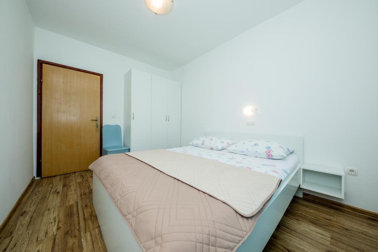 Zeljko Apartmani Lopar Exterior foto