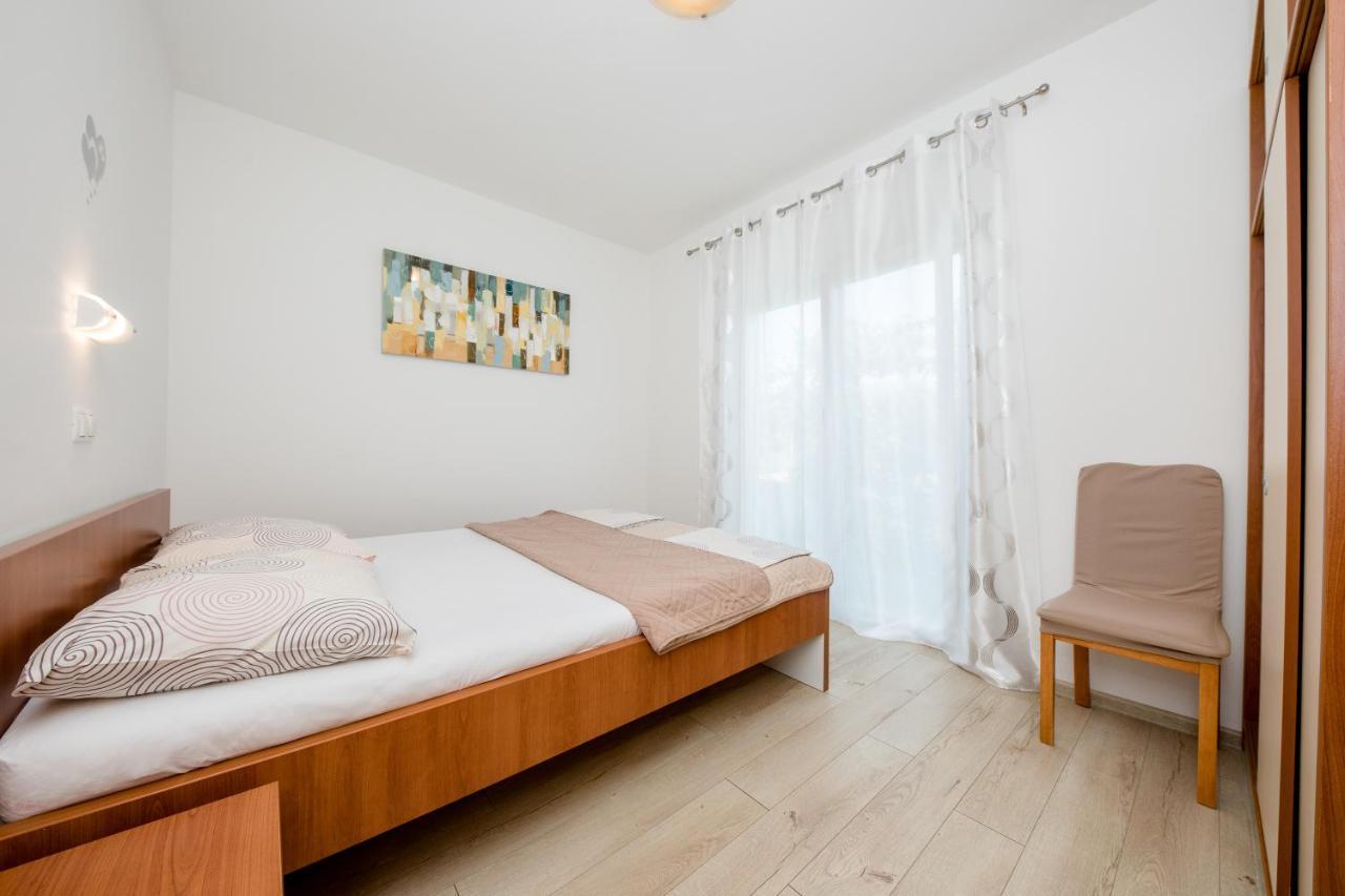 Zeljko Apartmani Lopar Exterior foto