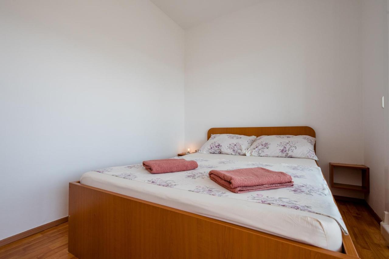 Zeljko Apartmani Lopar Exterior foto