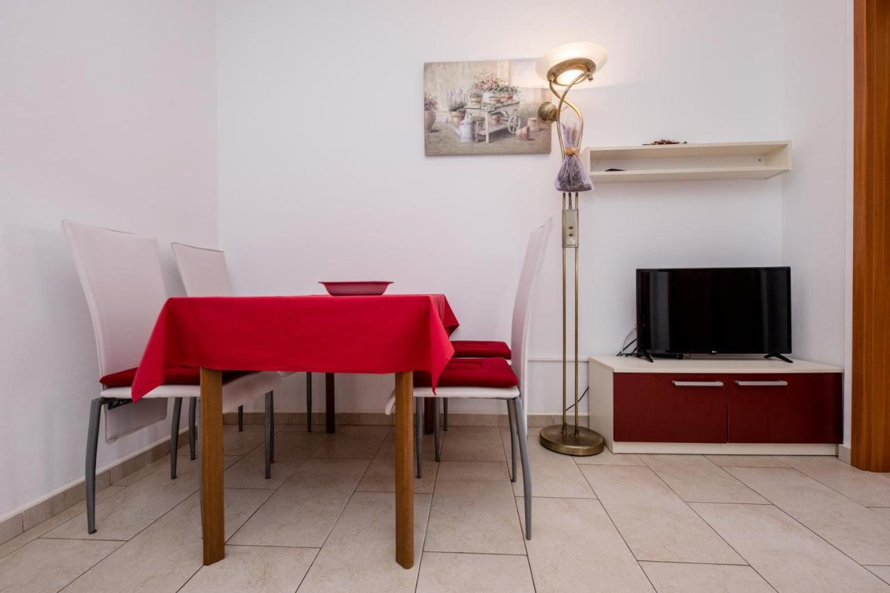 Zeljko Apartmani Lopar Exterior foto