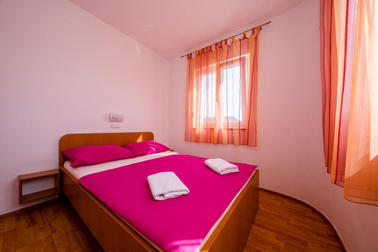 Zeljko Apartmani Lopar Exterior foto